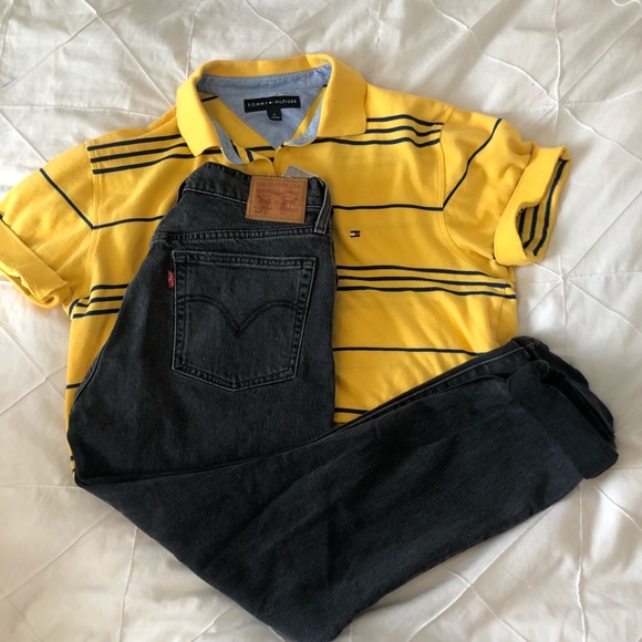 Levi's Denim - High Wasted Levi Mom Jeans